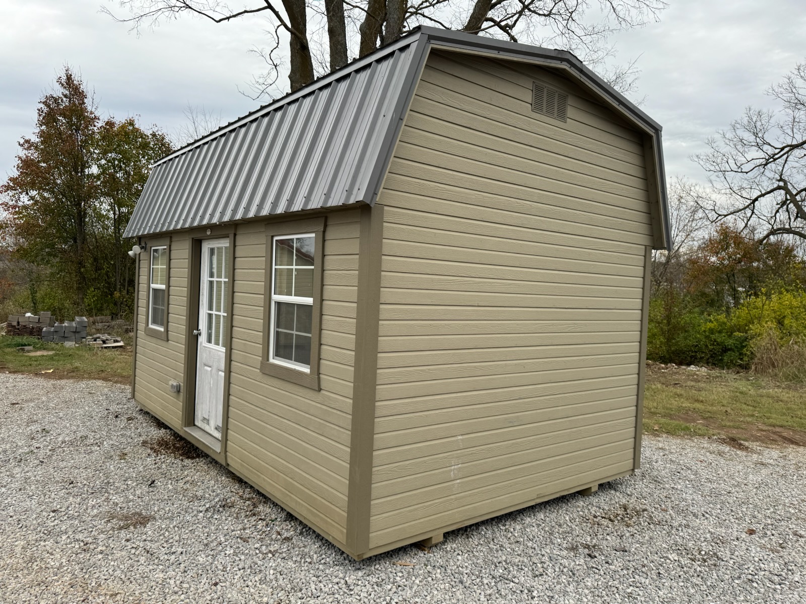 10 X 16 High Barn